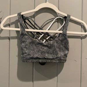 Lululemon Cross Back sports bra